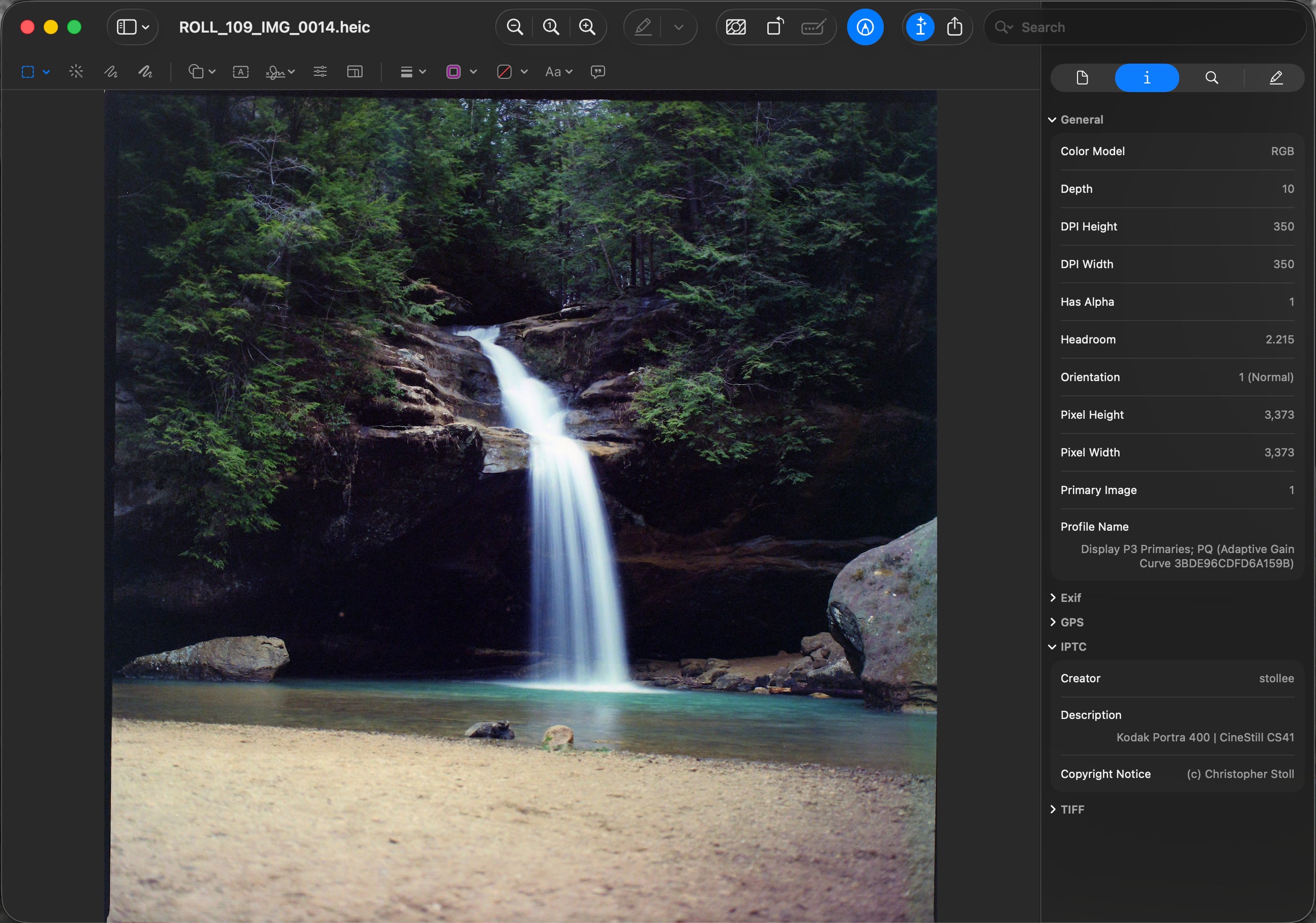 f8 Develop HDR output shown in macOS Preview with Headroom property